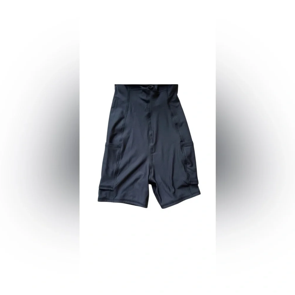 Abercrombie & Fitch YPB
SculptLUX Strappy-Back
Mini Dress Black Built In
Shorts. - Picture 9 of 13